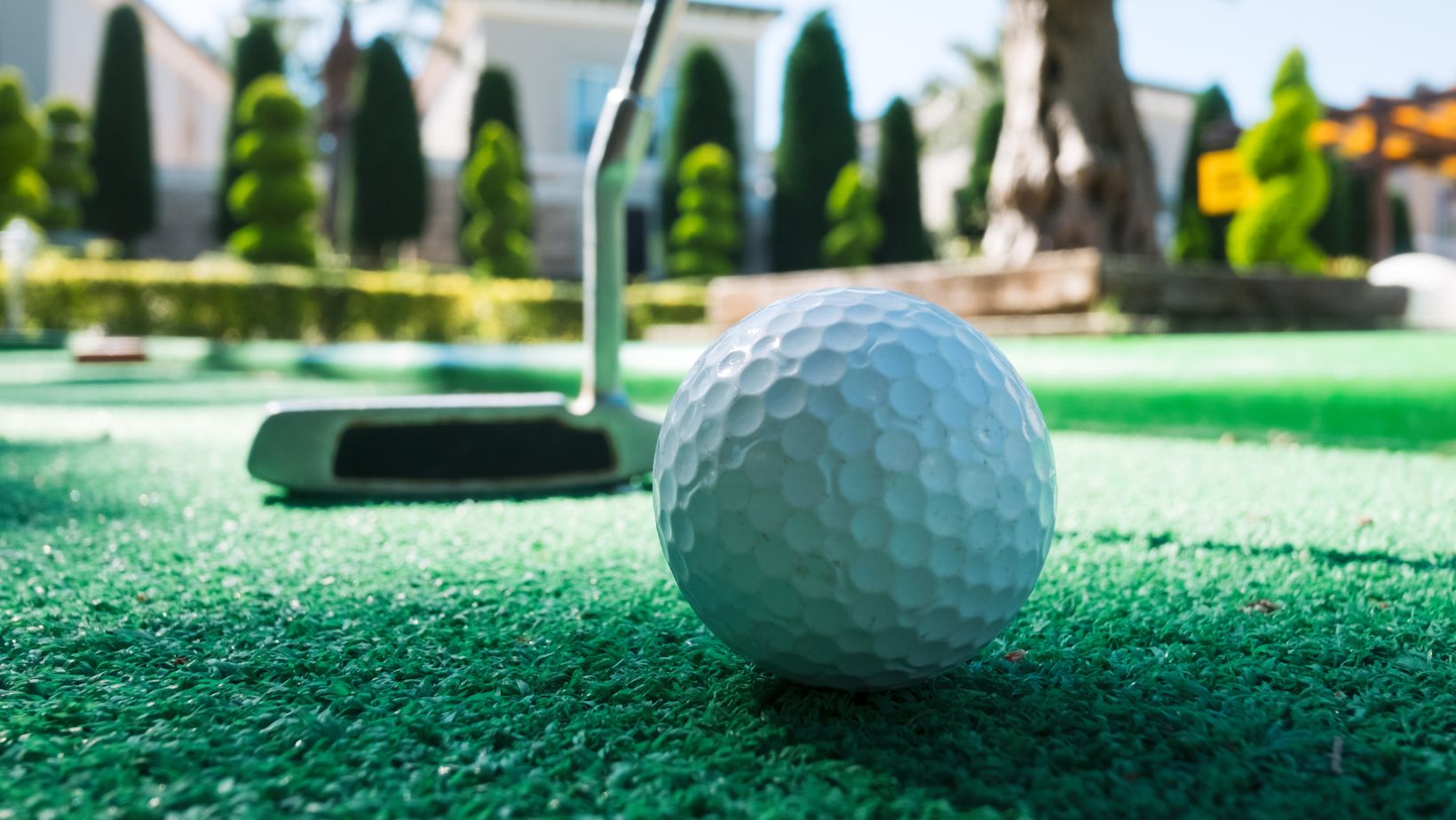 Tips for Setting Up Your Golf Simulator Business