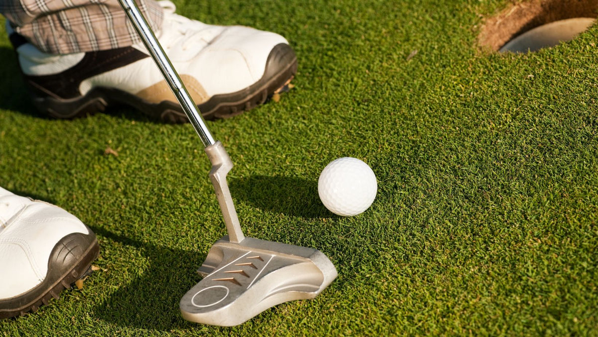 Weighing the Pros and Cons of Indoor and Outdoor Putting Greens ...