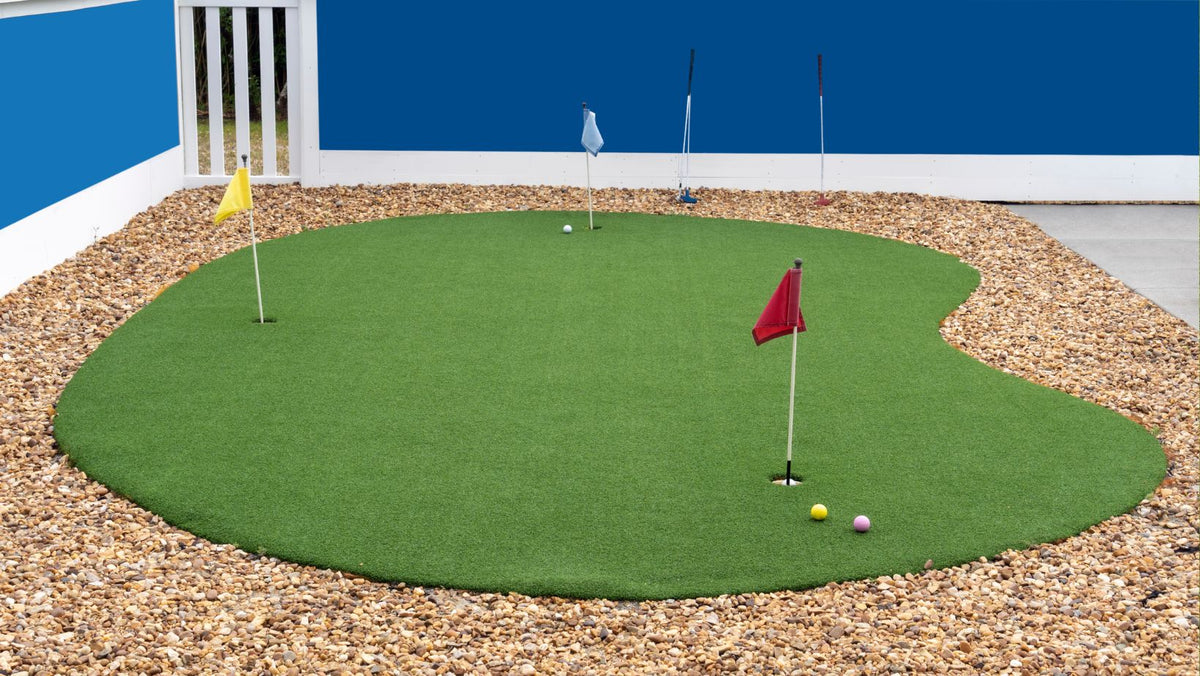 Evaluating Portable Putting Greens for Golf Enthusiasts — Simply Golf