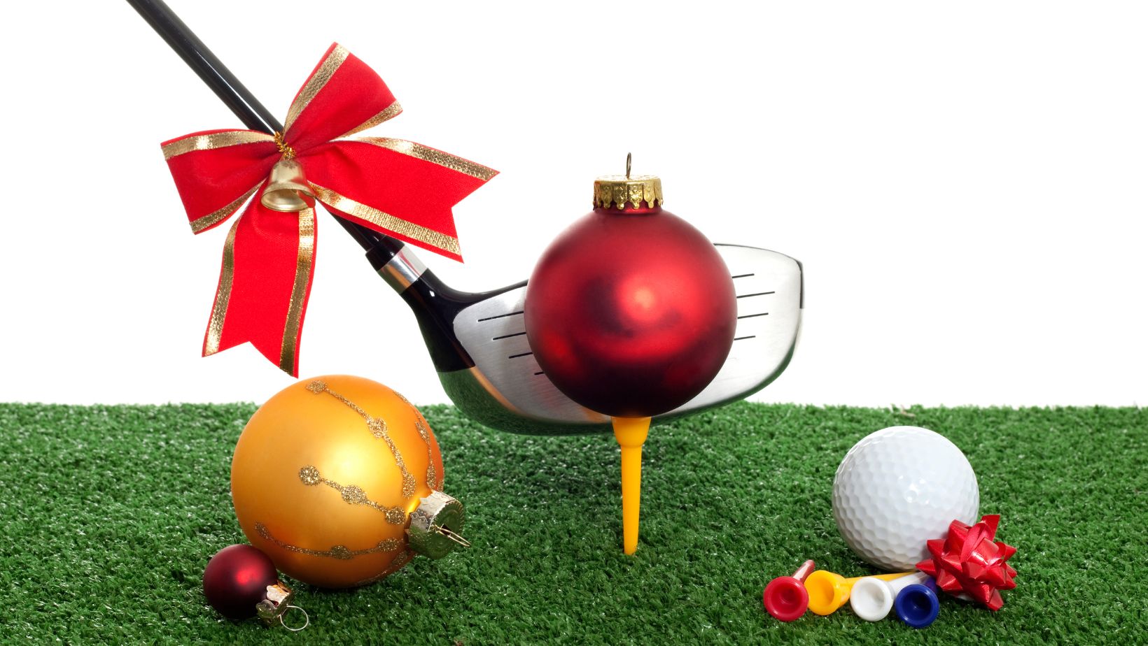 Holiday-Themed Putting Green Games for Festive Fun