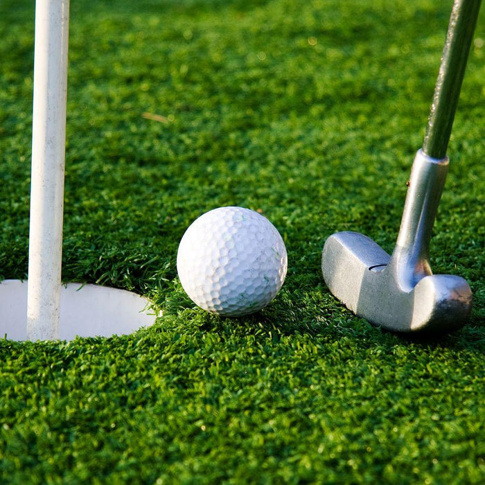 Indoor Putting Mats and Tips for a Pristine Putting Green