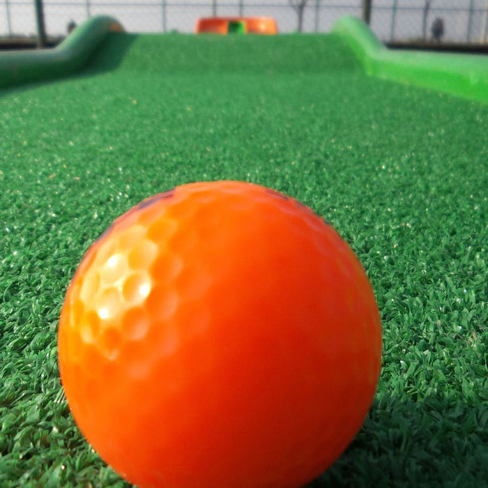 The Benefits of Synthetic Turf for Indoor Putting Greens