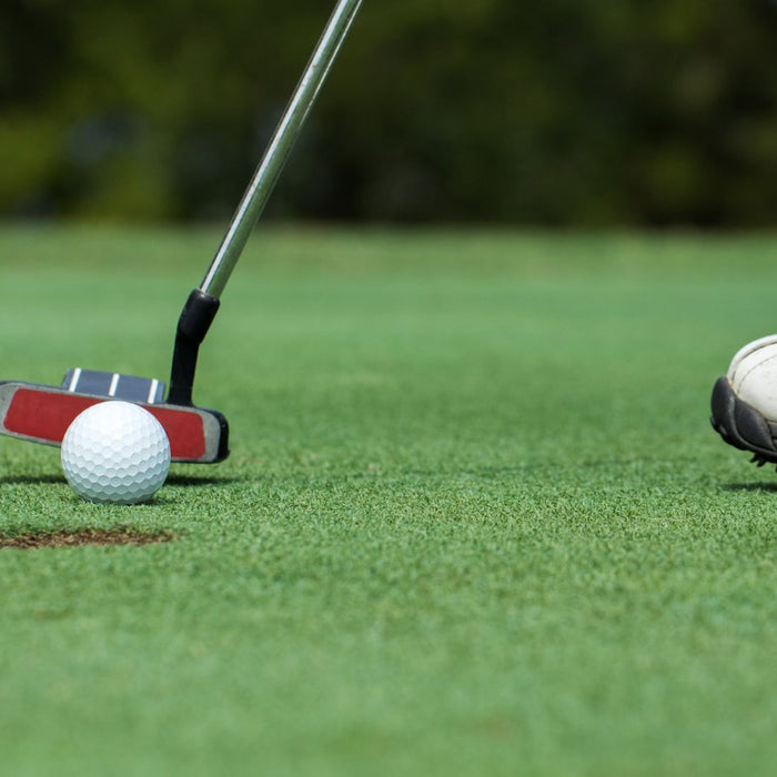 How a Home Golf Simulator and Putting Mat Can Make the Difference with Your Short Game