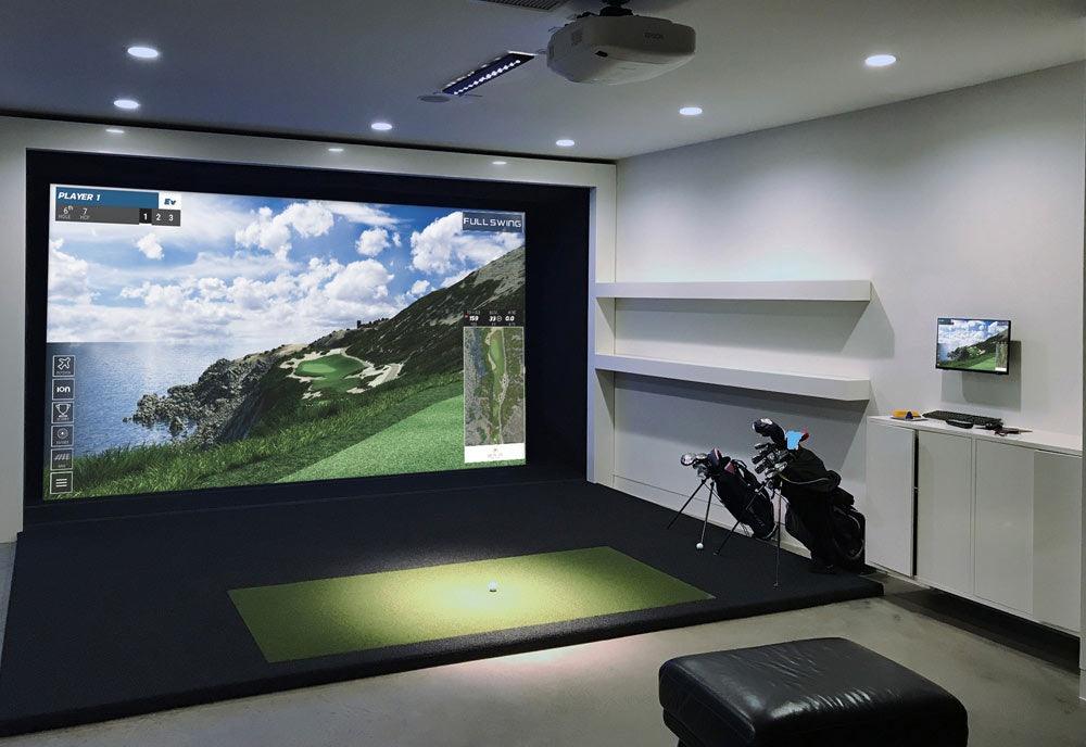 What Golf Simulator Does Tiger Woods Use? - Simply Golf Simulators